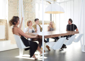 swing table
