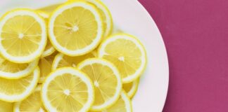 limone per la pulizia della casa